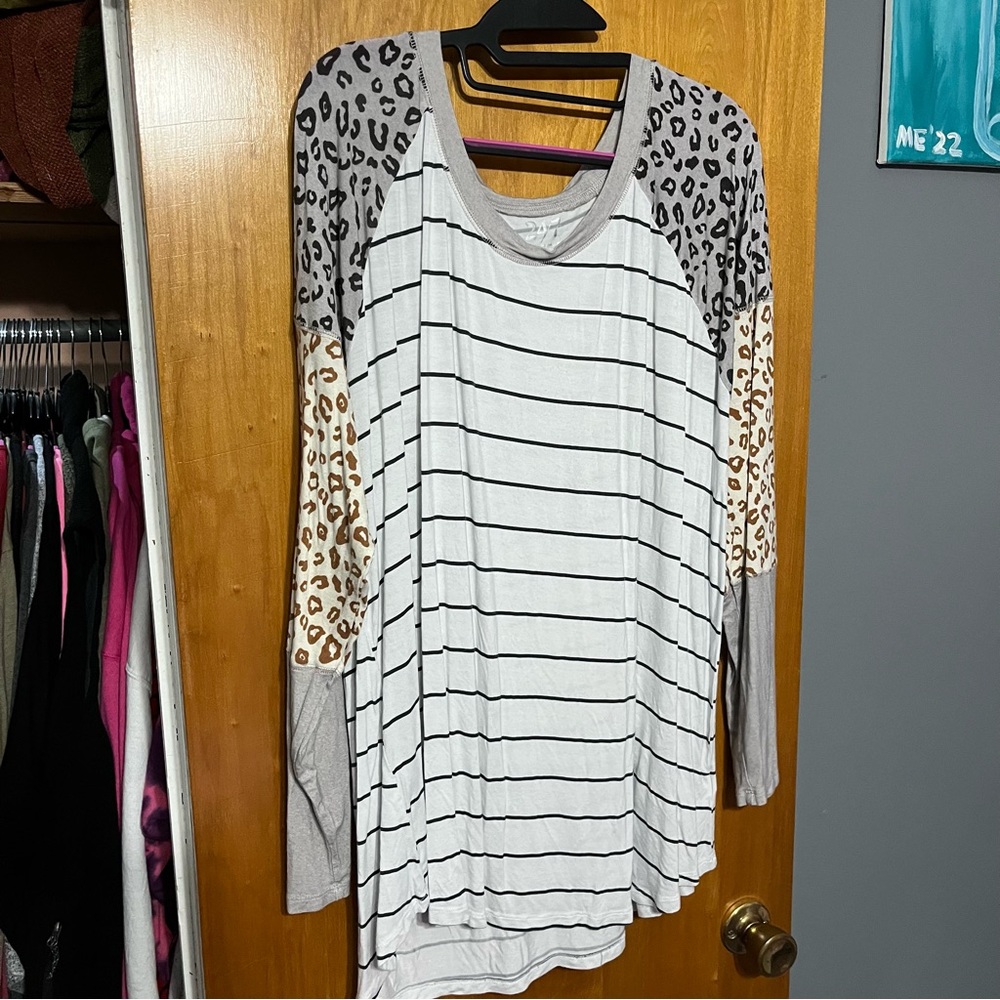 Maurice’s long sleeve top